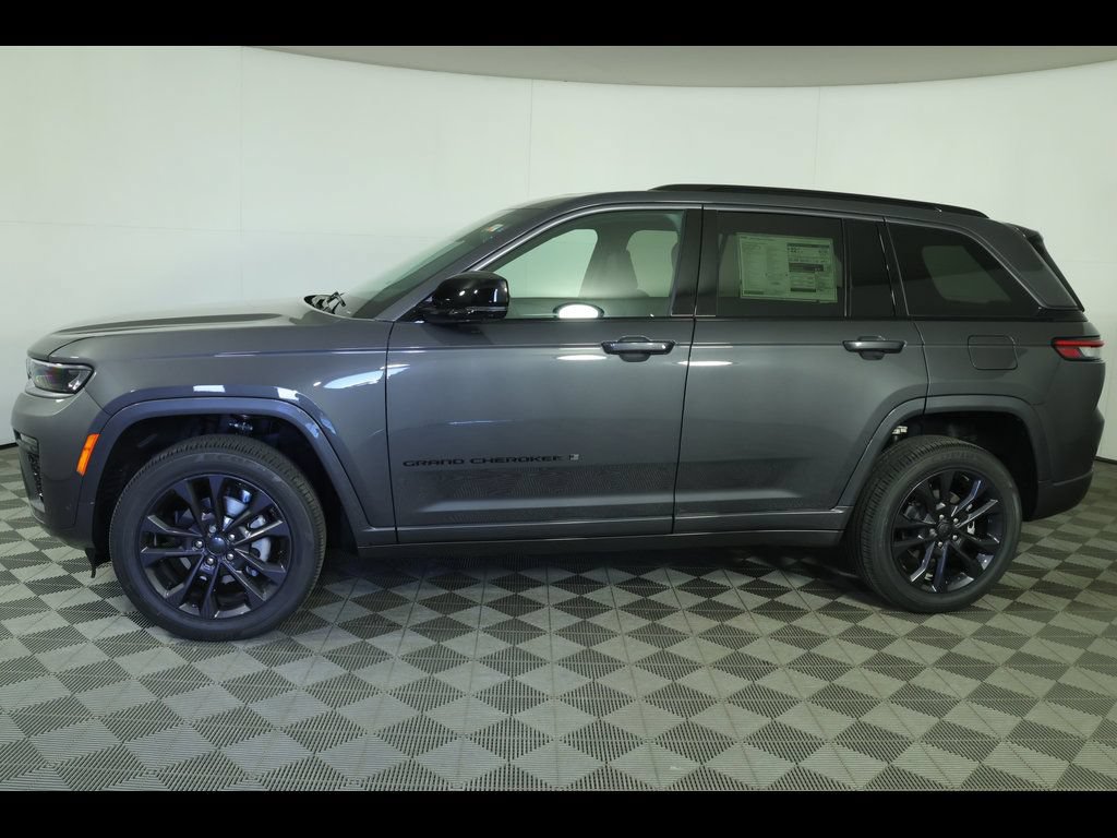 New 2026 Jeep Grand Cherokee Limited AWD/4WD image 15