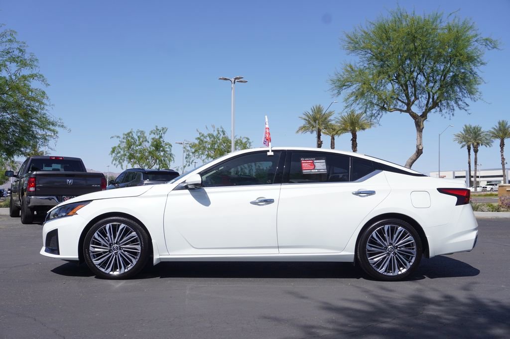 Certified 2025 Nissan Altima 2.5 SL image 2