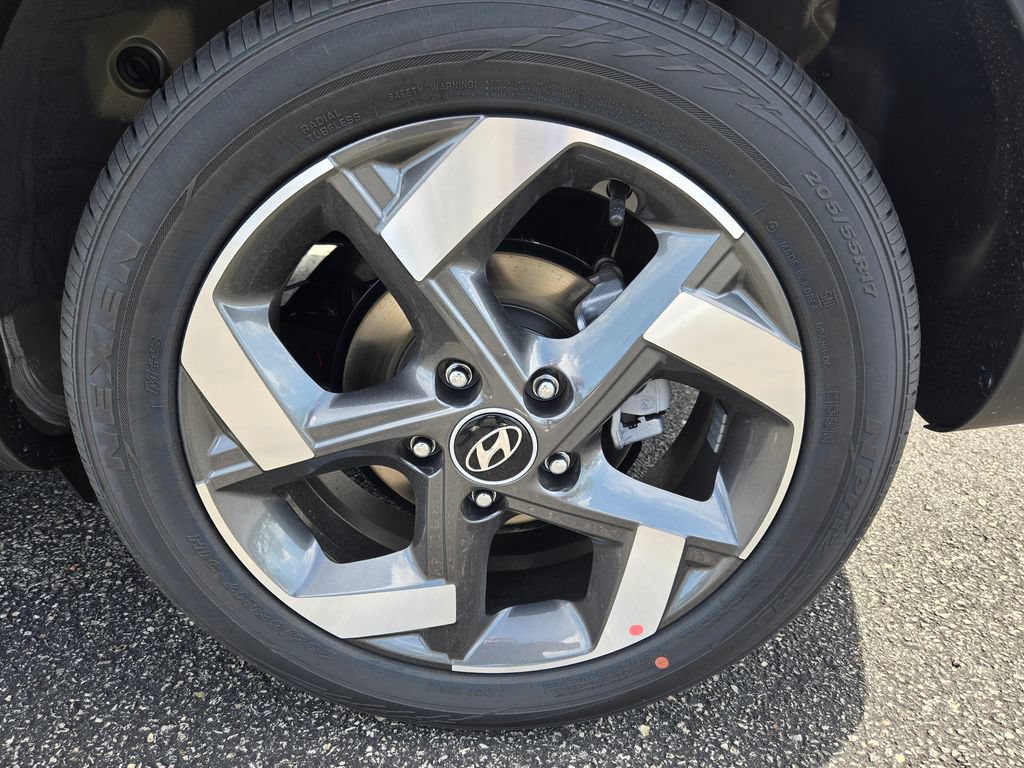 New 2026 Hyundai Venue SEL FWD image 14