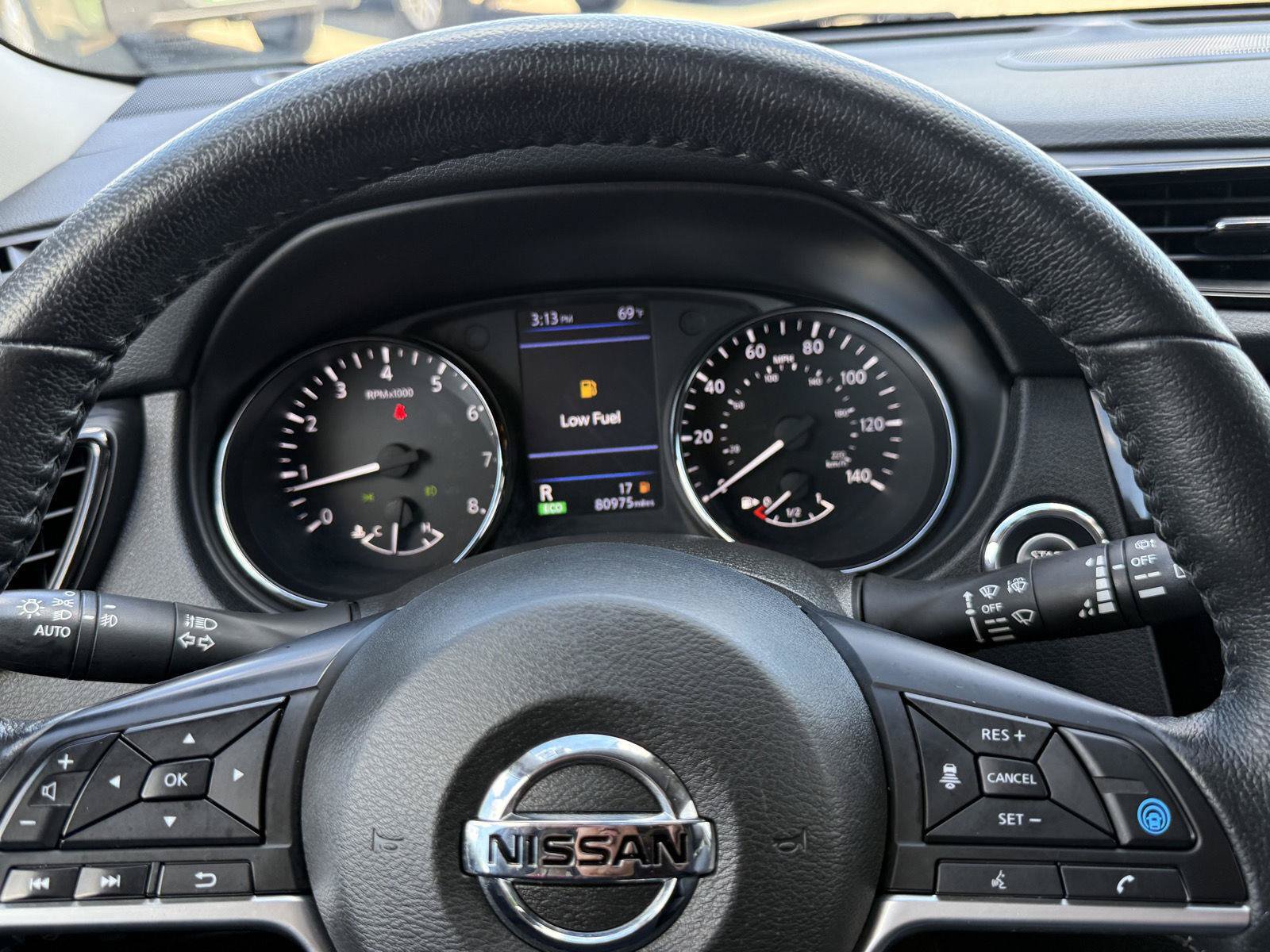Used 2020 Nissan Rogue SL w/ Premium Package AWD/4WD image 30