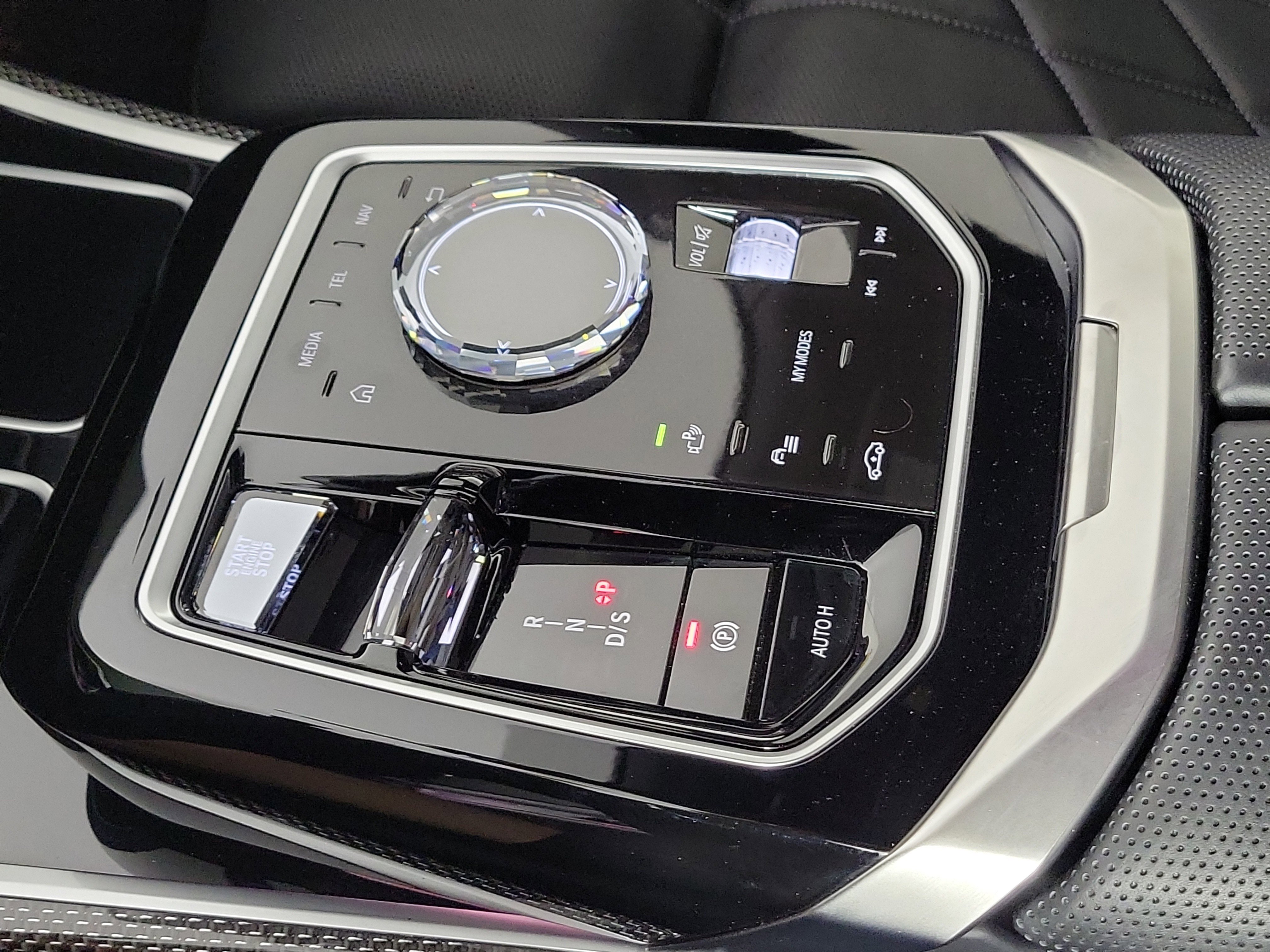 Certified 2023 BMW 760i xDrive w/ Executive Package AWD/4WD image 22