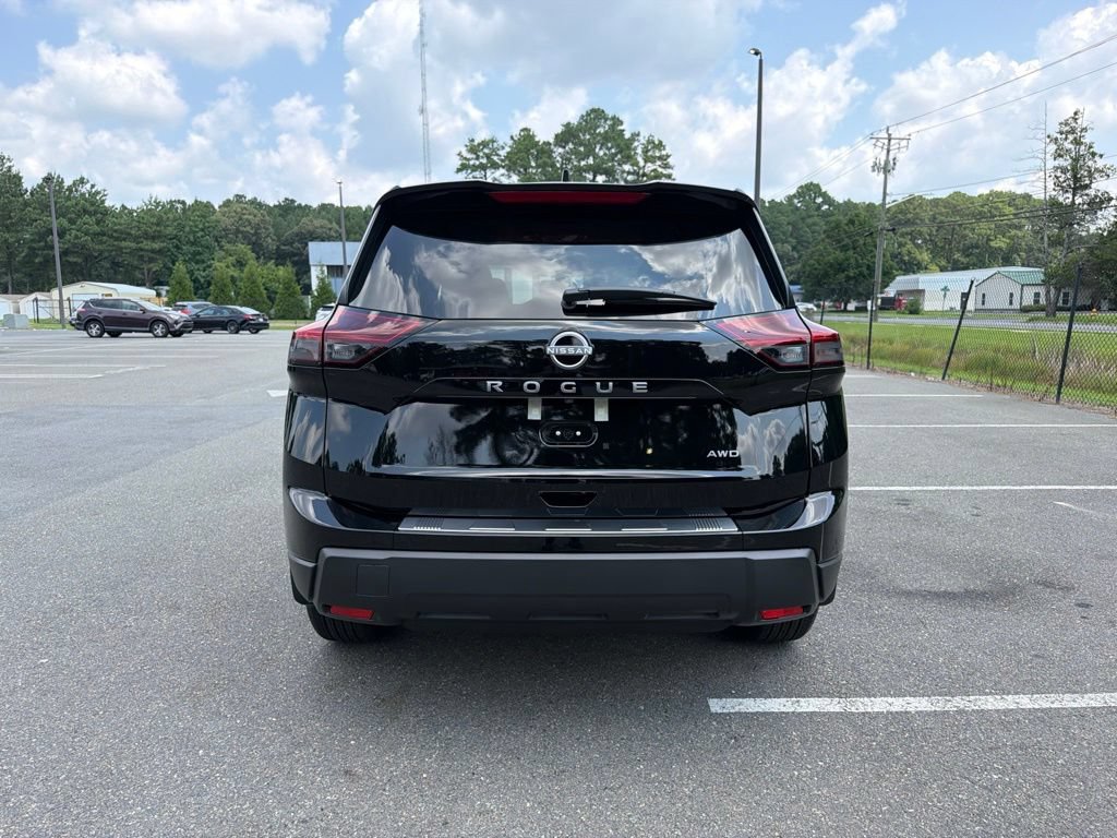 New 2026 Nissan Rogue SV w/ Cold Weather Package AWD/4WD image 5