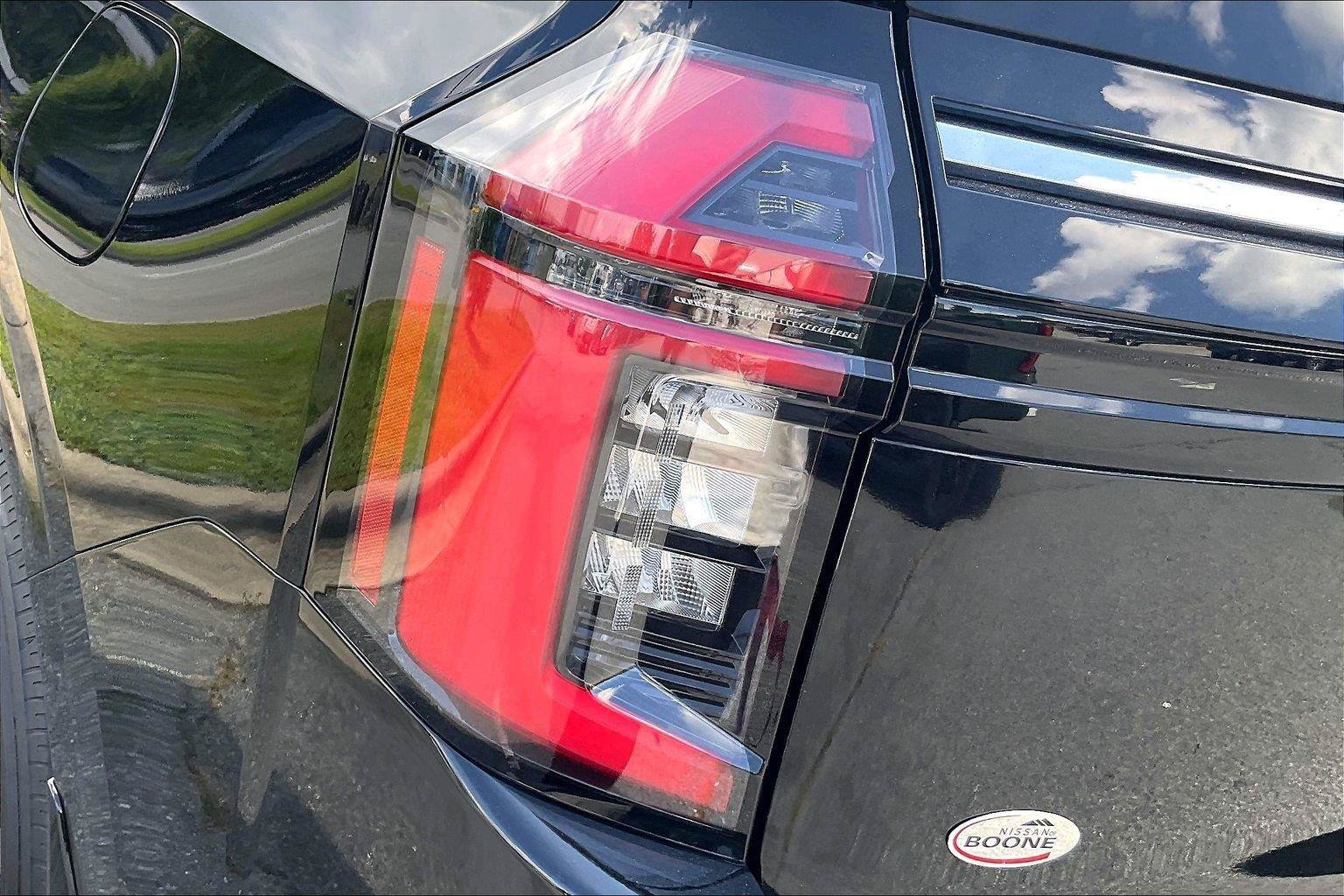 Certified 2025 Nissan Armada SV AWD/4WD image 30