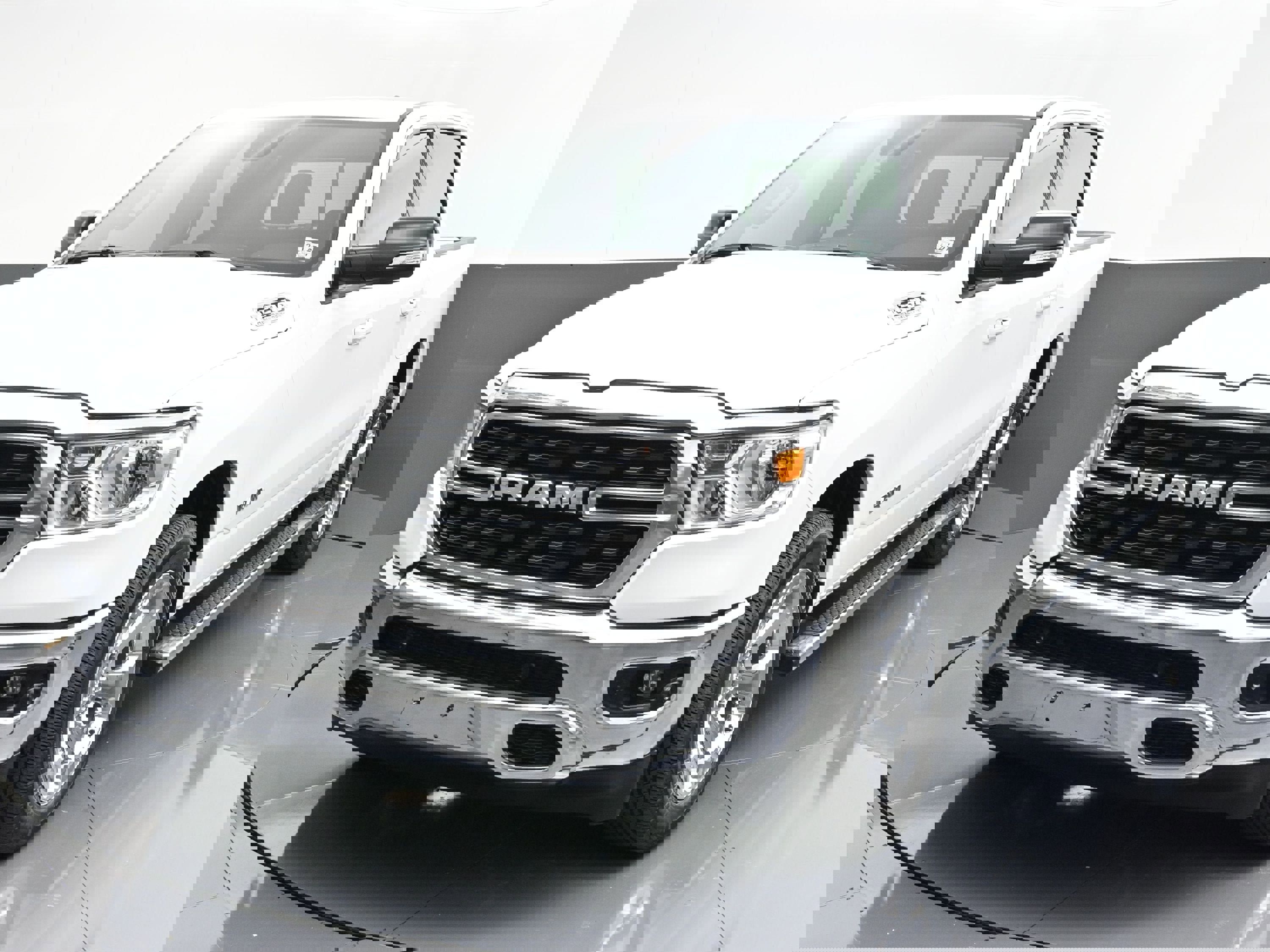 Used 2022 RAM 1500 Big Horn image 3