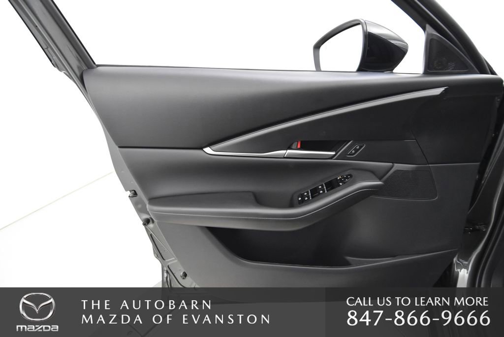 New 2026 MAZDA CX-30 AWD 2.5 S w/ Select Sport Pkg image 30