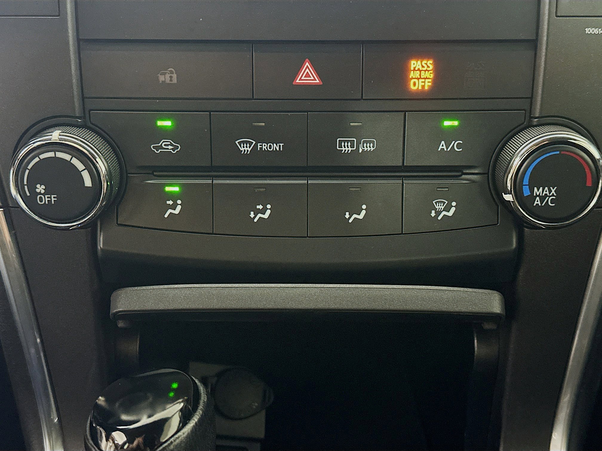 Used 2017 Toyota Camry SE FWD image 22