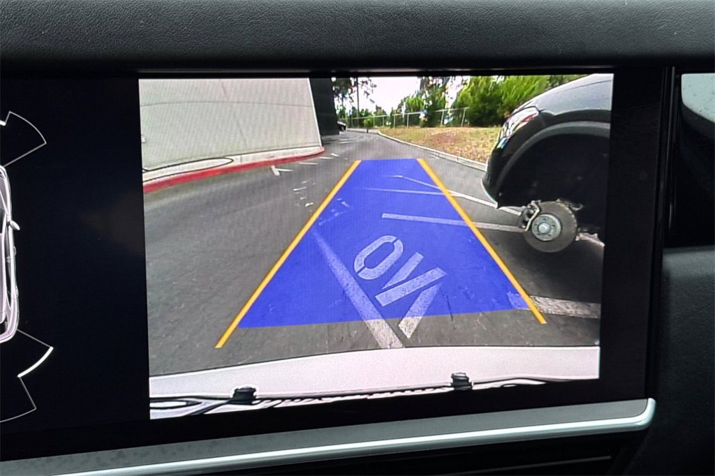 Used 2020 Porsche Cayenne S AWD/4WD image 24