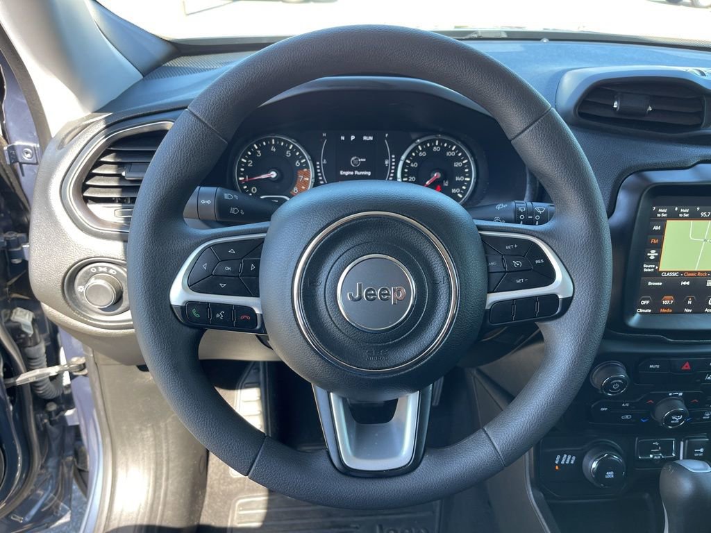 Certified 2023 Jeep Renegade Latitude image 16