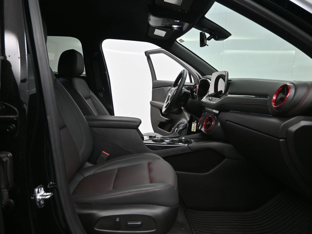 Used 2024 Chevrolet Blazer RS w/ Driver Confidence II Package FWD image 18