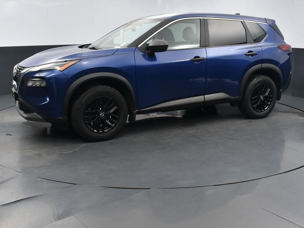 Used 2023 Nissan Rogue S image 10