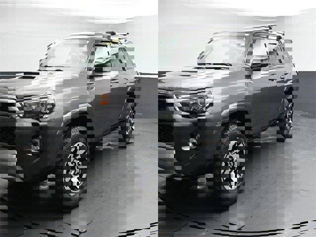 Used 2018 Toyota 4Runner TRD Off-Road image 7