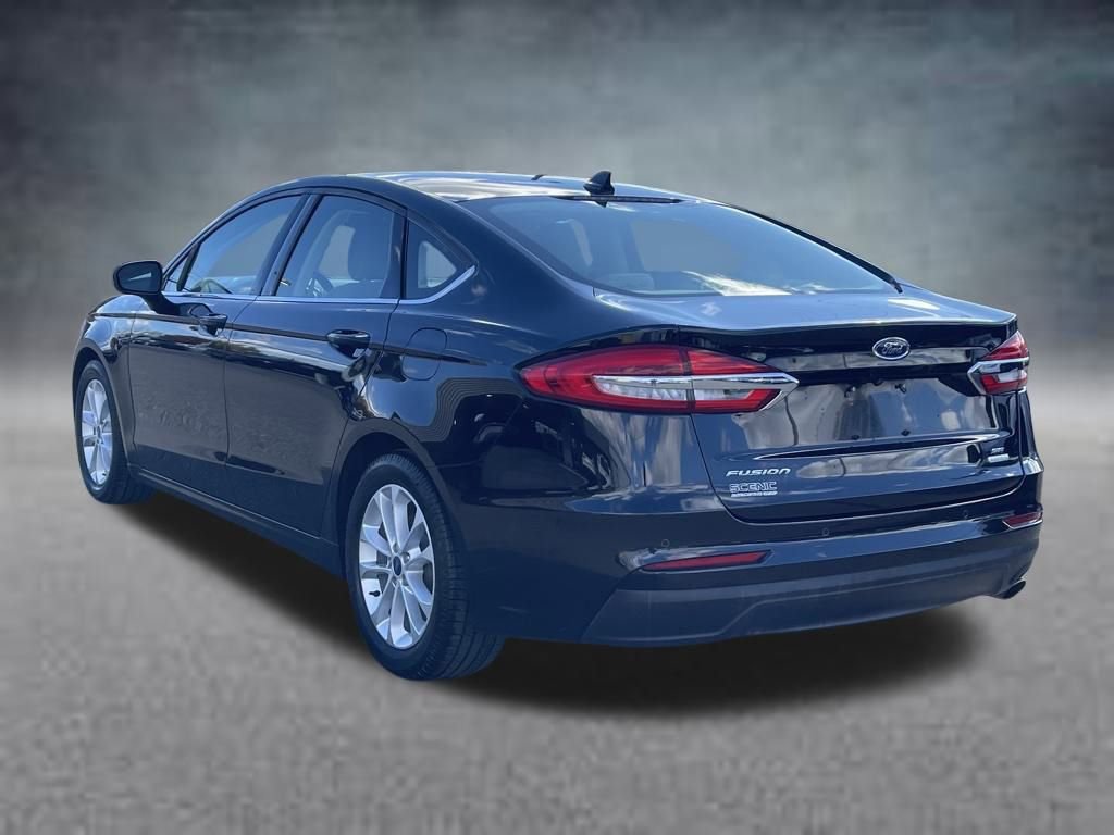 Used 2019 Ford Fusion SE image 20
