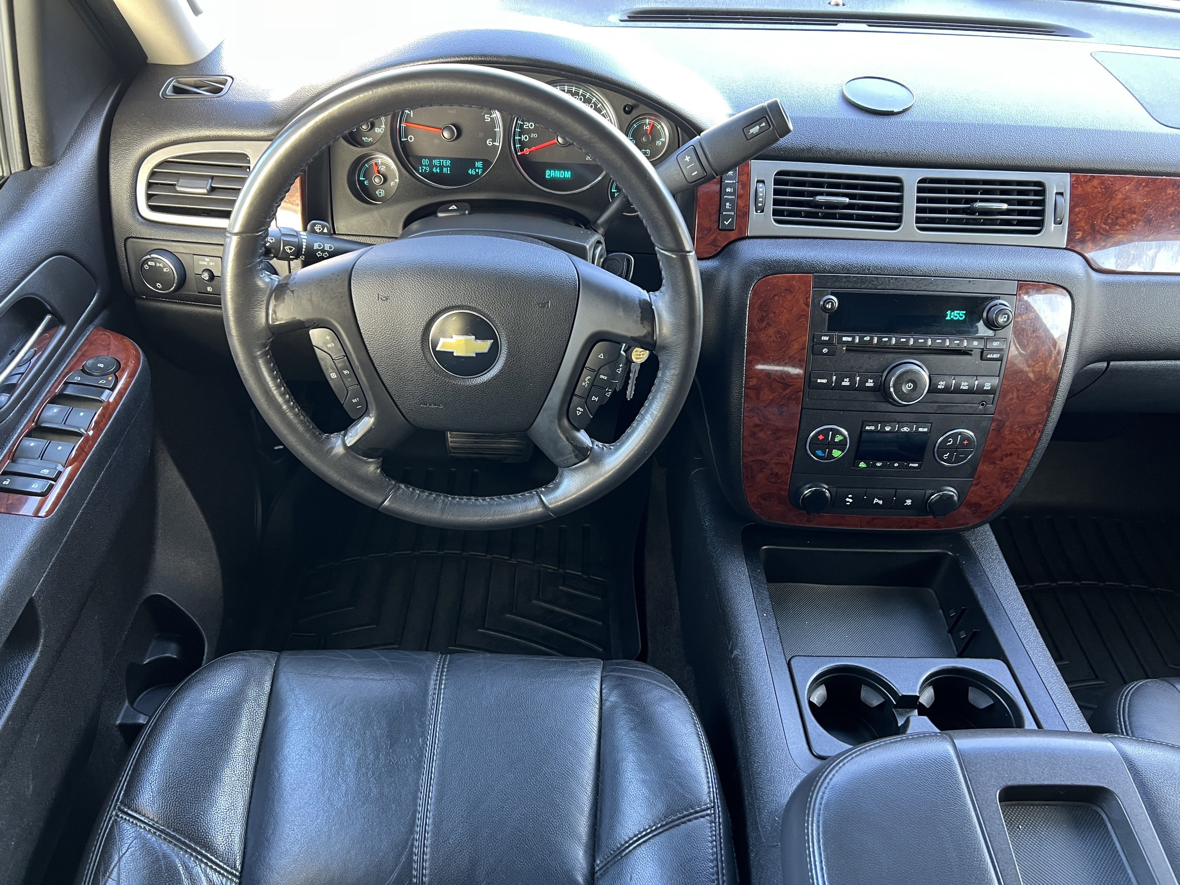 Used 2010 Chevrolet Tahoe LT image 34