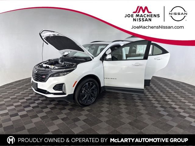 Used 2024 Chevrolet Equinox RS w/ RS Leather Package image 10