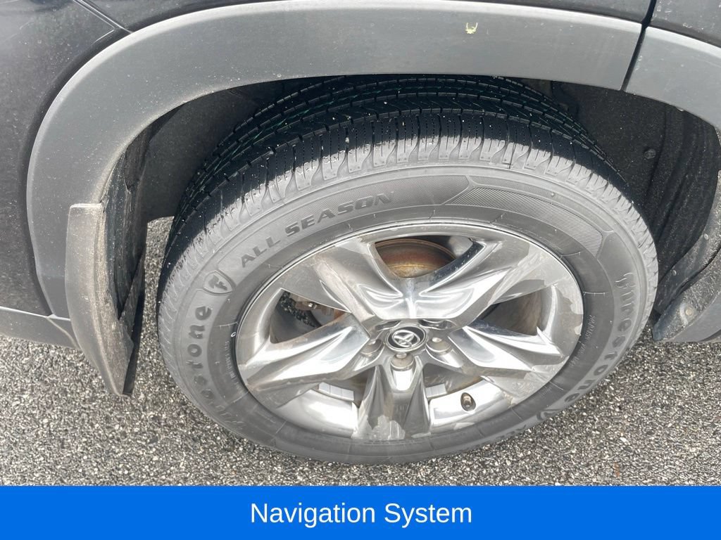 Used 2019 Toyota Highlander Limited AWD/4WD image 12