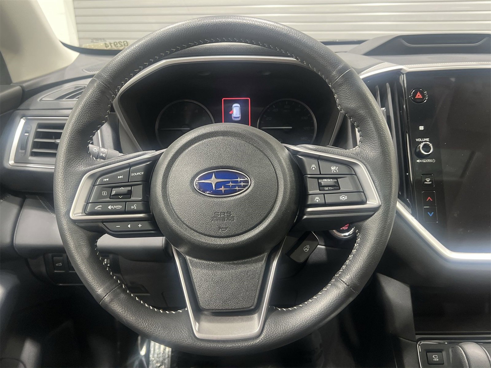 Certified 2024 Subaru Ascent Limited w/ Technology Package image 14