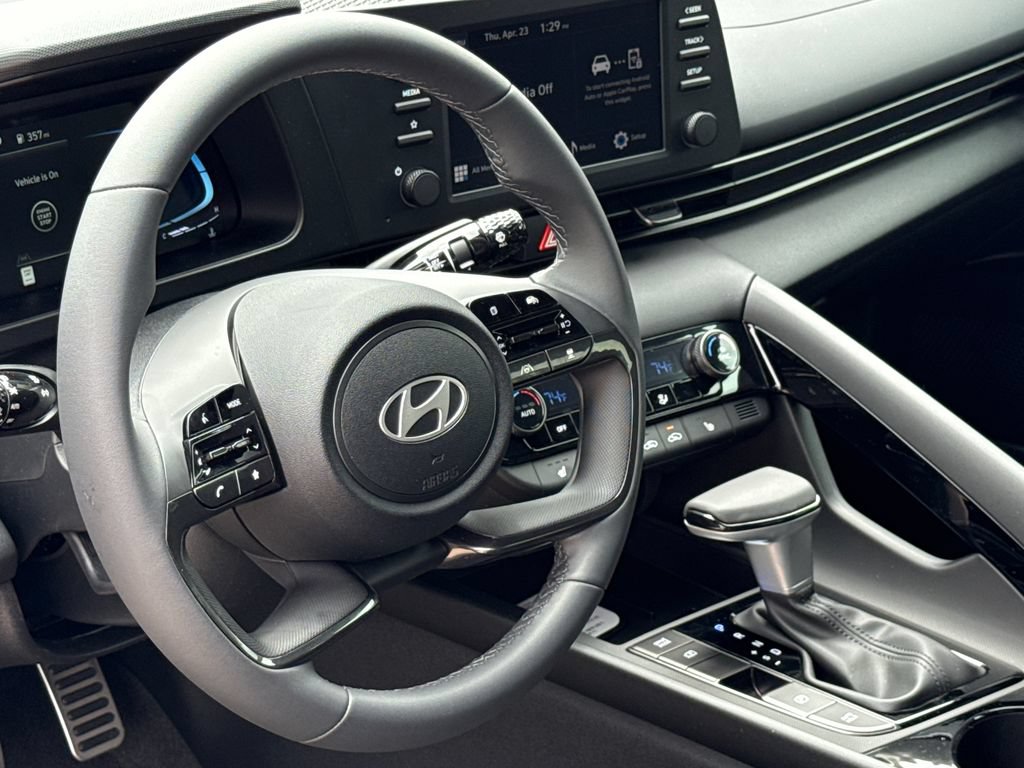 New 2026 Hyundai Elantra SEL Sport Premium FWD image 17