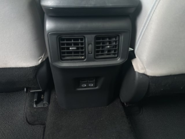 Used 2024 Toyota RAV4 XLE FWD image 16