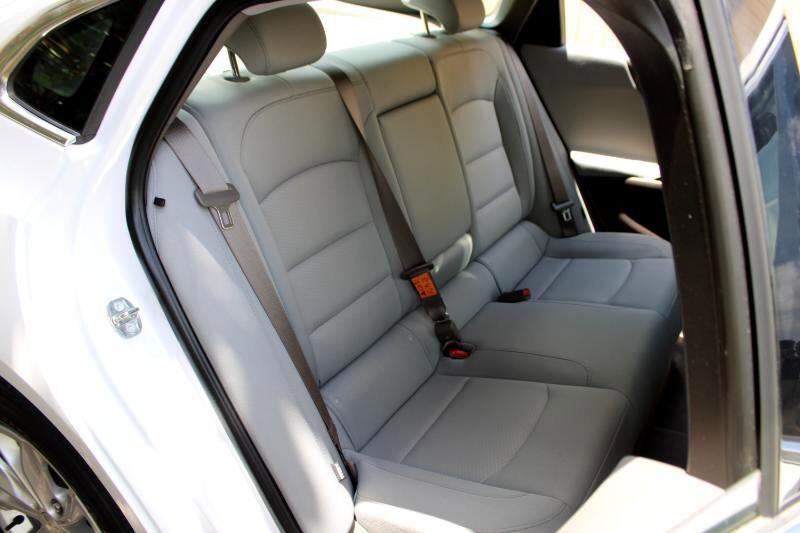 Used 2020 Chevrolet Malibu LT image 13