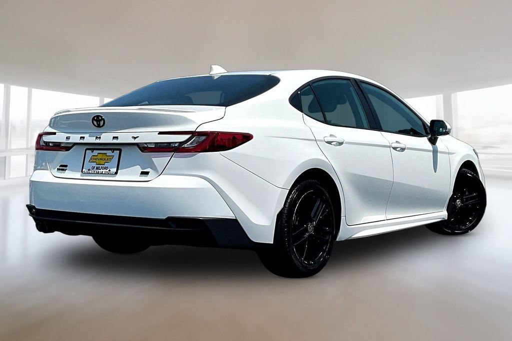 Used 2025 Toyota Camry SE w/ Convenience Package AWD/4WD image 6