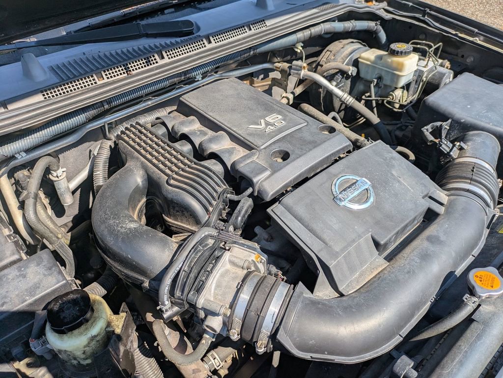 Used 2006 Nissan Frontier LE w/ (H01) Rockford Fosgate Pkg image 13