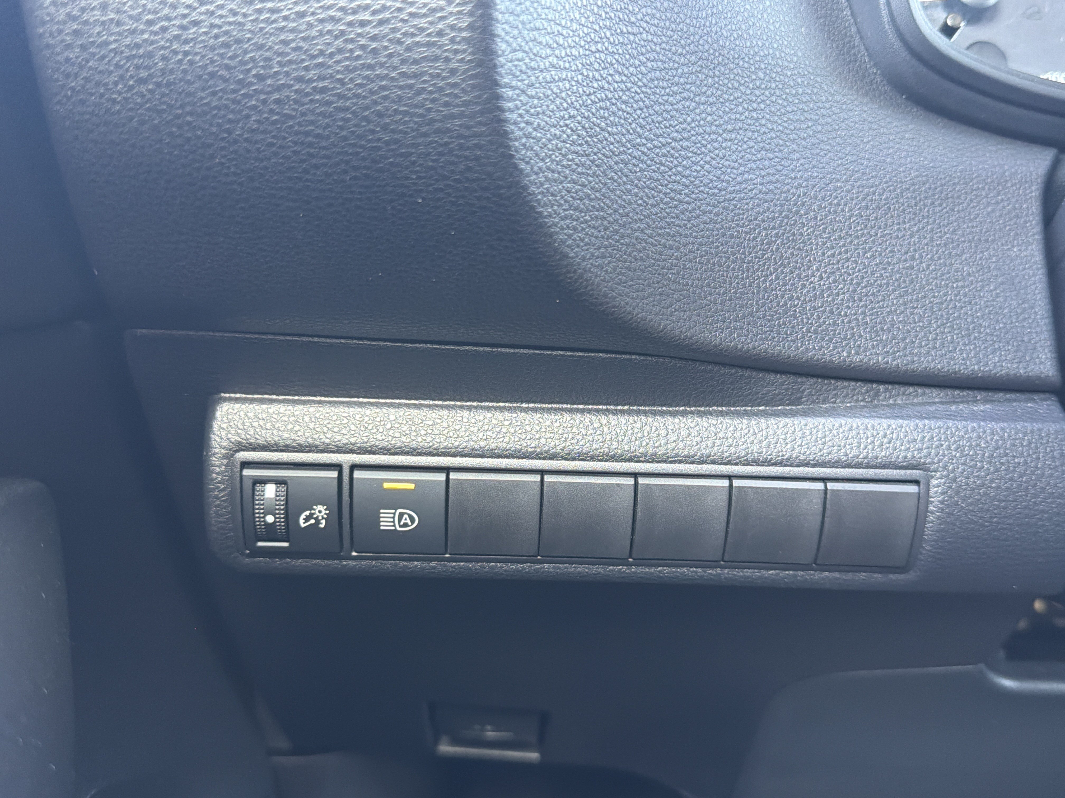 Certified 2025 Toyota Corolla LE w/ Convenience Package FWD image 13