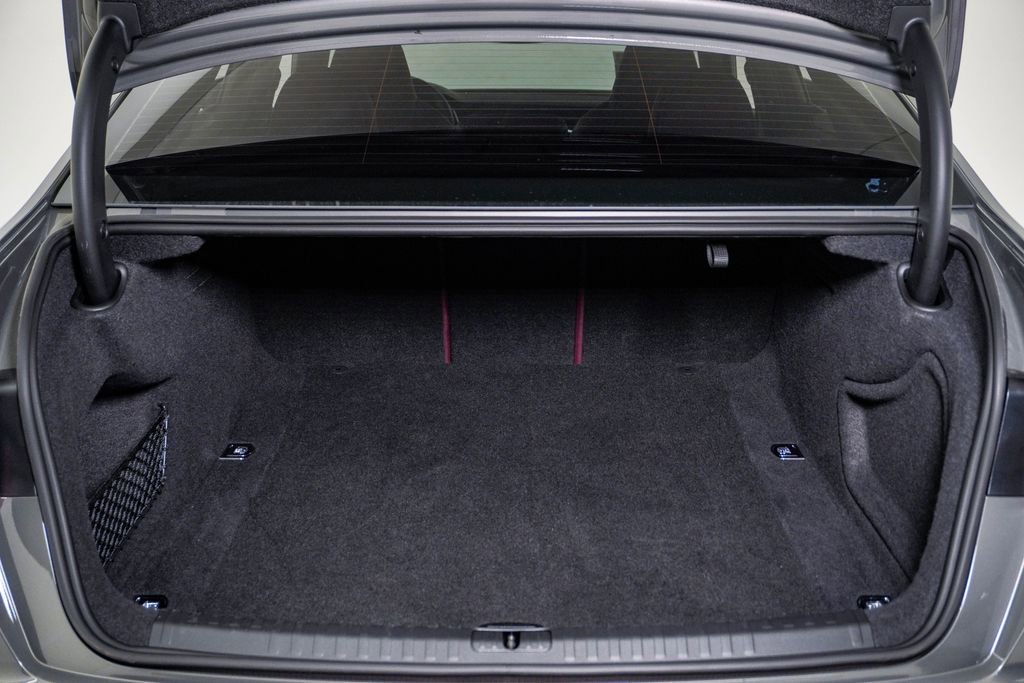 Used 2024 Audi S6 Premium Plus w/ Premium Plus Package image 29