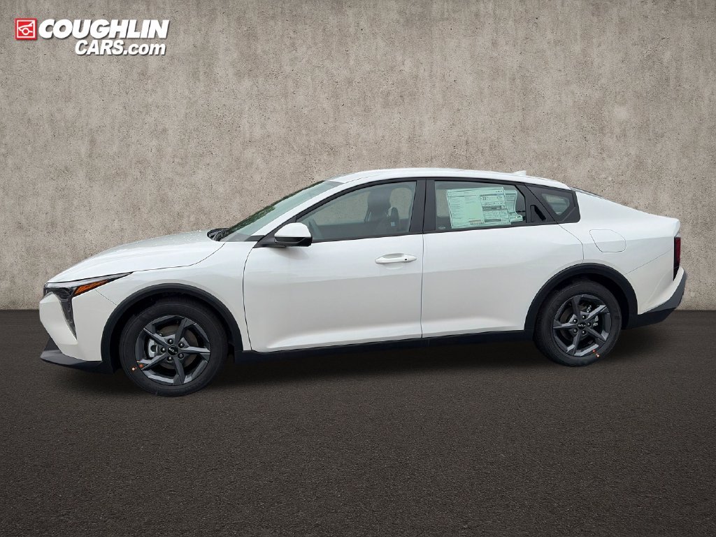 New 2026 Kia K4 FWD image 4