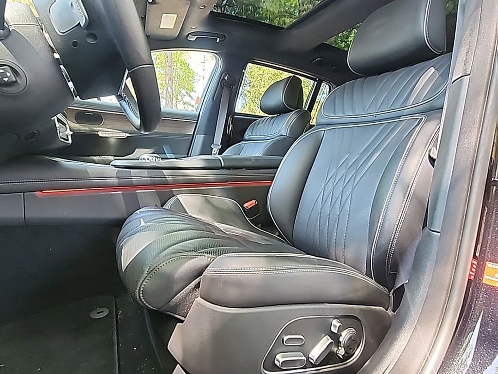 Used 2023 Genesis G90 3.5T image 7