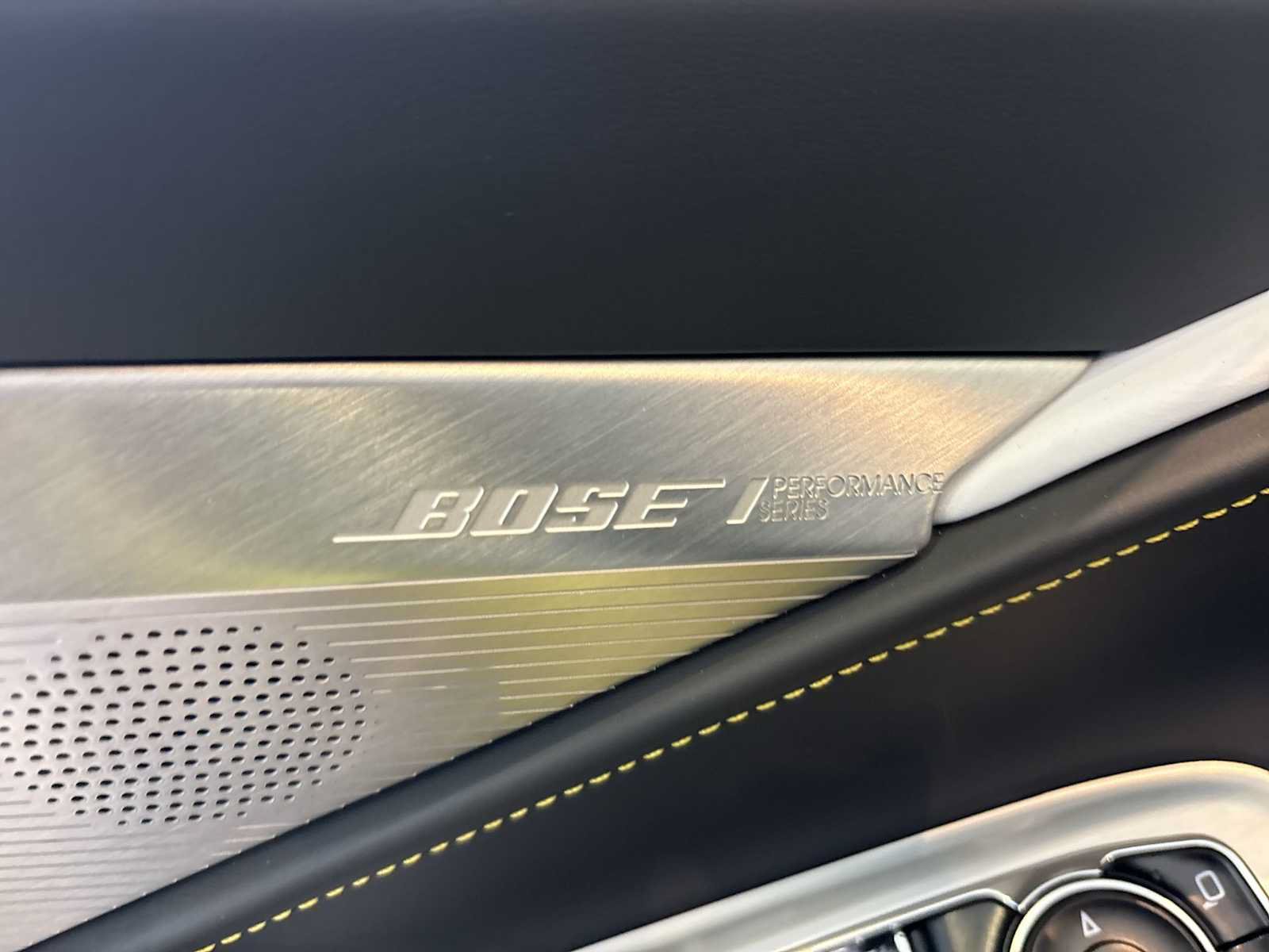 Used 2021 Chevrolet Corvette Stingray Premium Conv w/ Z51 Performance Package RWD image 22