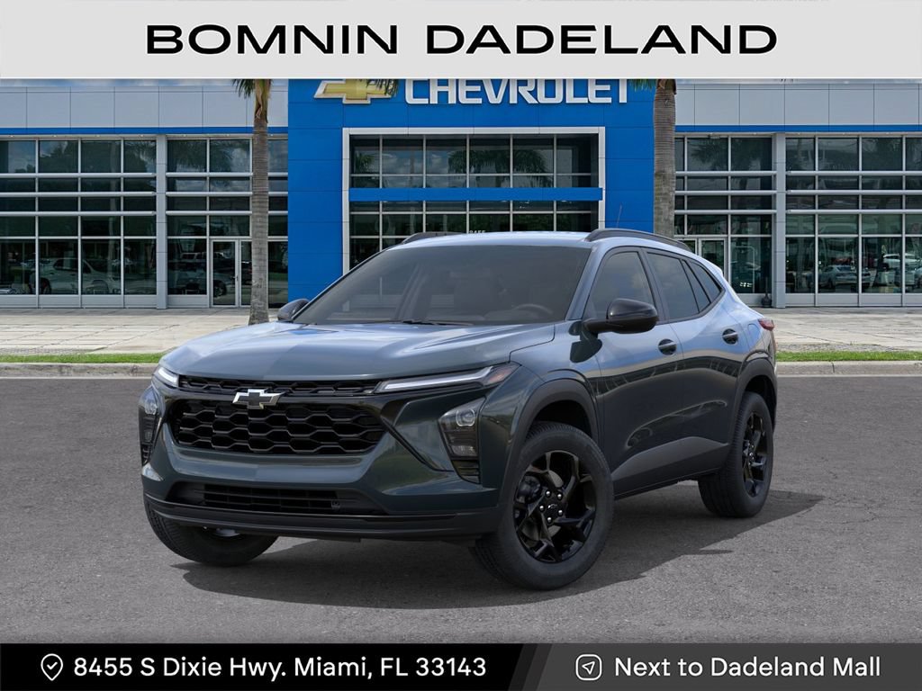 New 2026 Chevrolet Trax LT w/ Midnight Edition FWD image 8