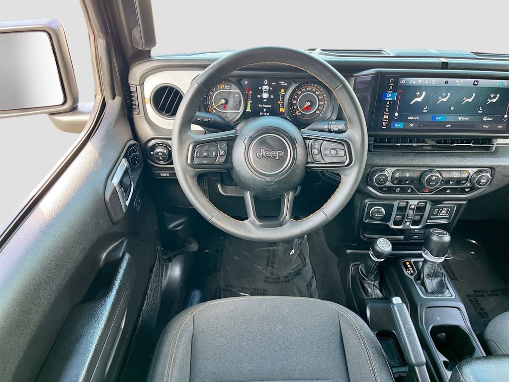Used 2024 Jeep Gladiator Sport AWD/4WD image 22