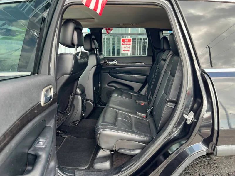 Used 2012 Jeep Grand Cherokee Laredo AWD/4WD image 11