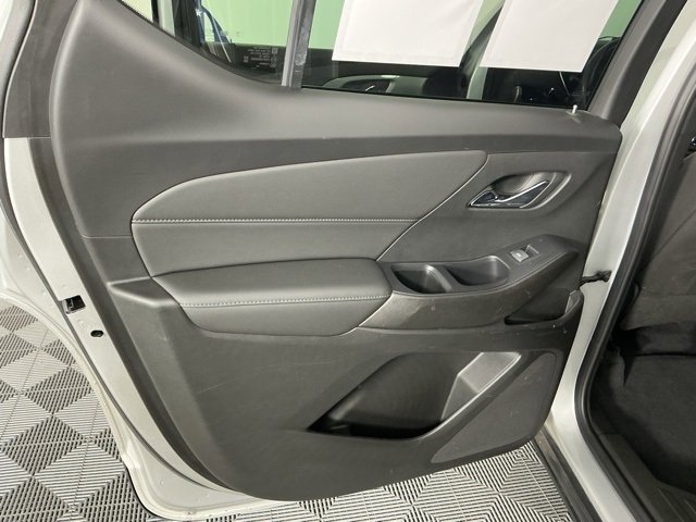 Used 2022 Chevrolet Traverse LT image 10