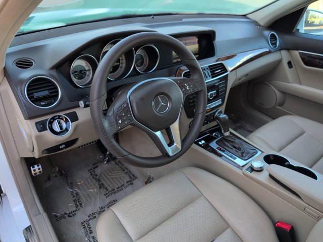 Used 2013 Mercedes-Benz C 250 Sedan image 10