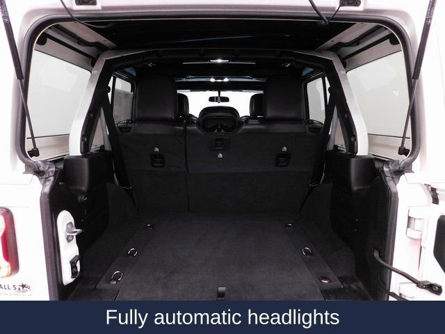 Used 2021 Jeep Wrangler Unlimited Sahara image 23