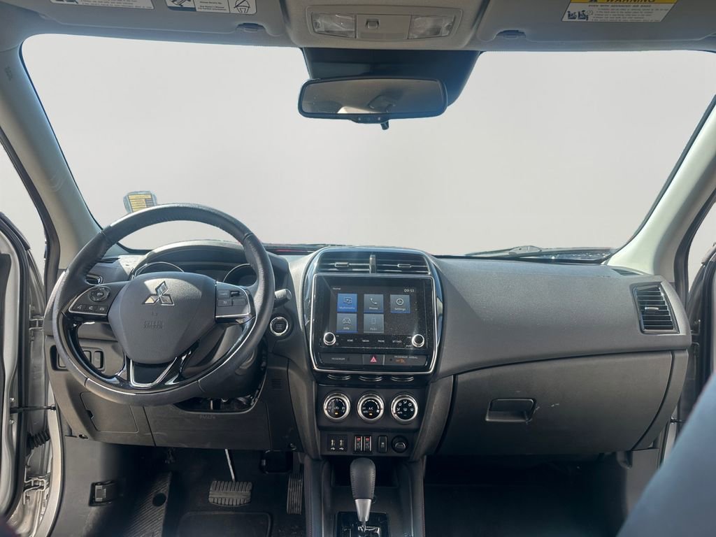 Used 2025 Mitsubishi Outlander Sport AWD image 10