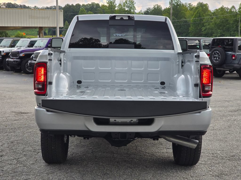 New 2027 RAM 2500 Tradesman AWD/4WD image 13