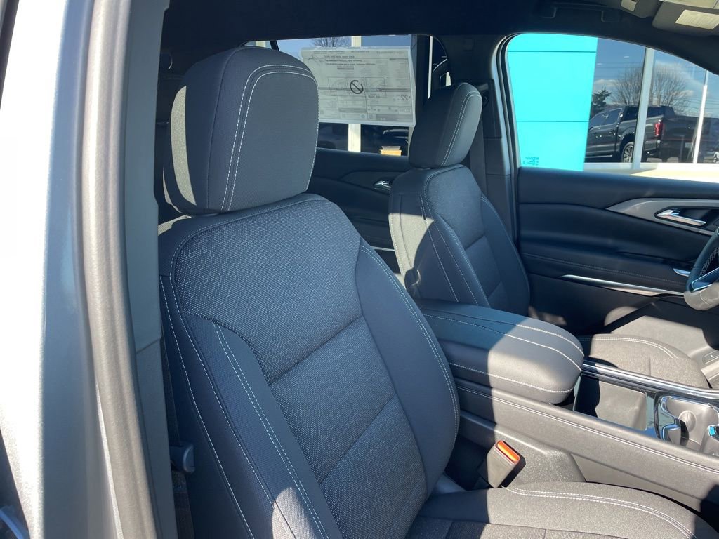 New 2026 Chevrolet Traverse LT w/ Driver Confidence Package image 27