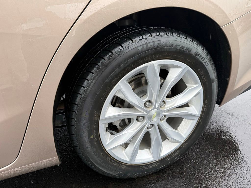 Used 2019 Chevrolet Malibu LT w/ Driver Confidence Package II FWD image 29