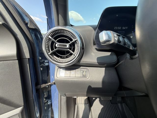 Certified 2025 Chevrolet Equinox LT w/ Convenience Package II AWD/4WD image 19