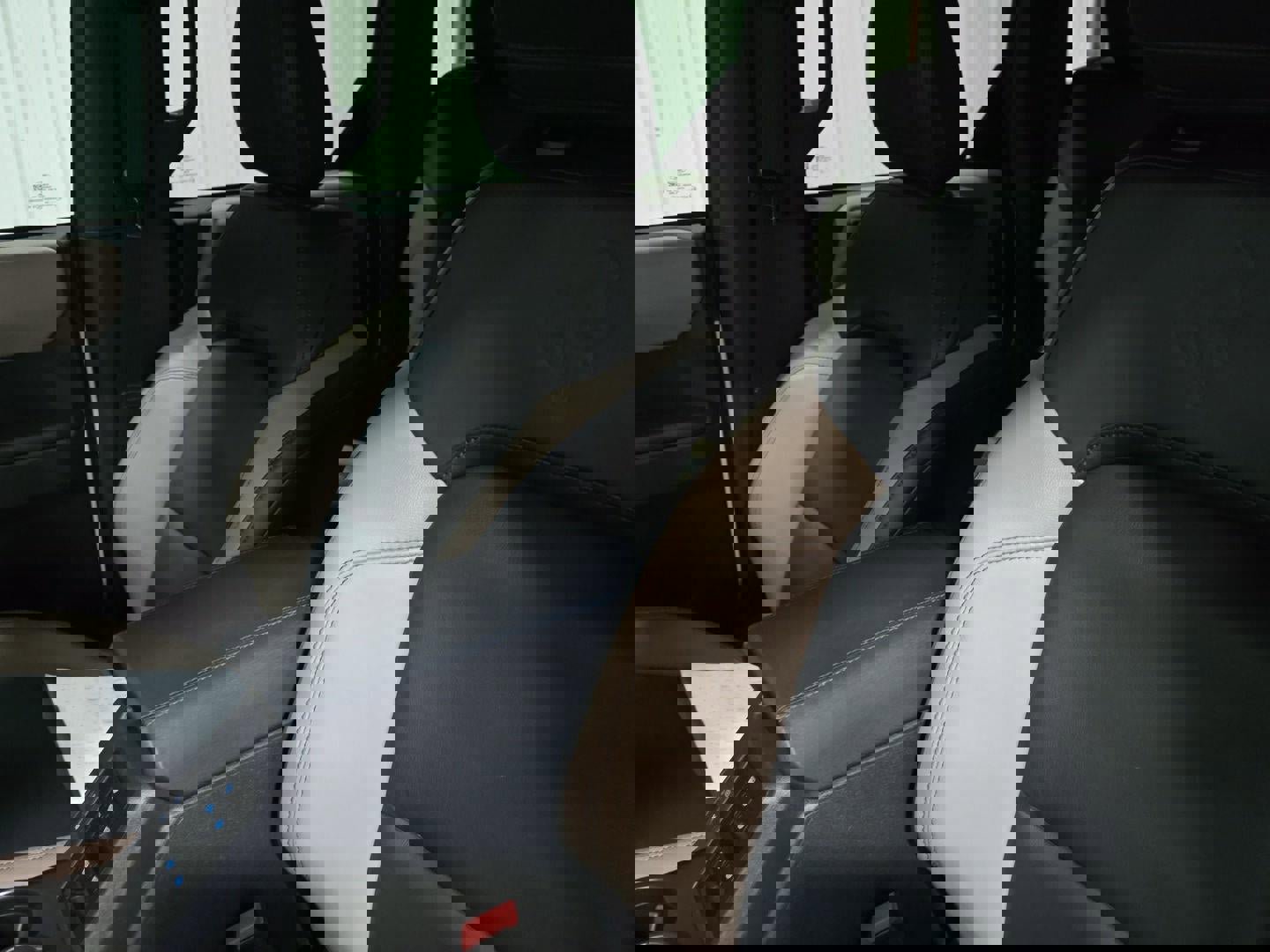 Used 2024 Ford Bronco Wildtrak image 16