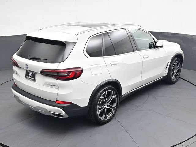 Used 2021 BMW X5 xDrive40i w/ Convenience Package AWD/4WD image 22