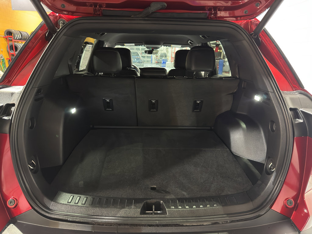 Used 2025 Chevrolet Equinox LT w/ Convenience Package II image 20