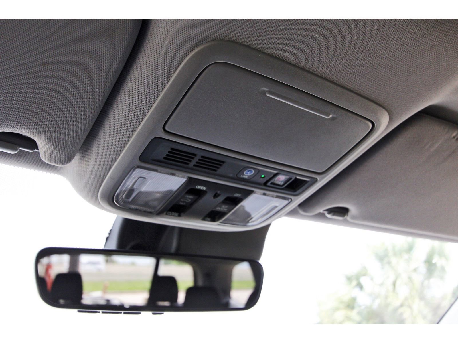 Used 2019 Honda Pilot Touring image 23