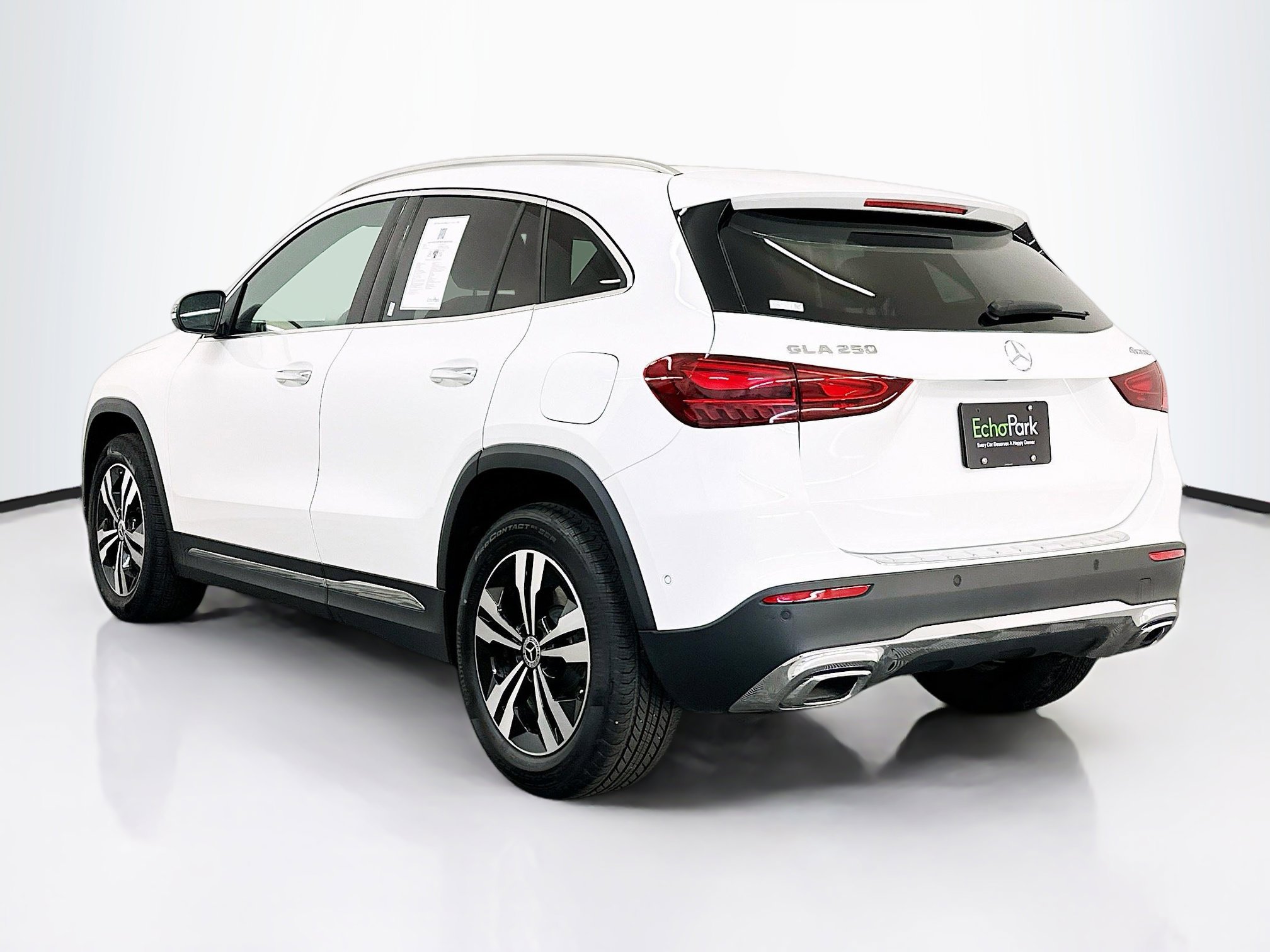 Used 2025 Mercedes-Benz GLA 250 4MATIC image 5