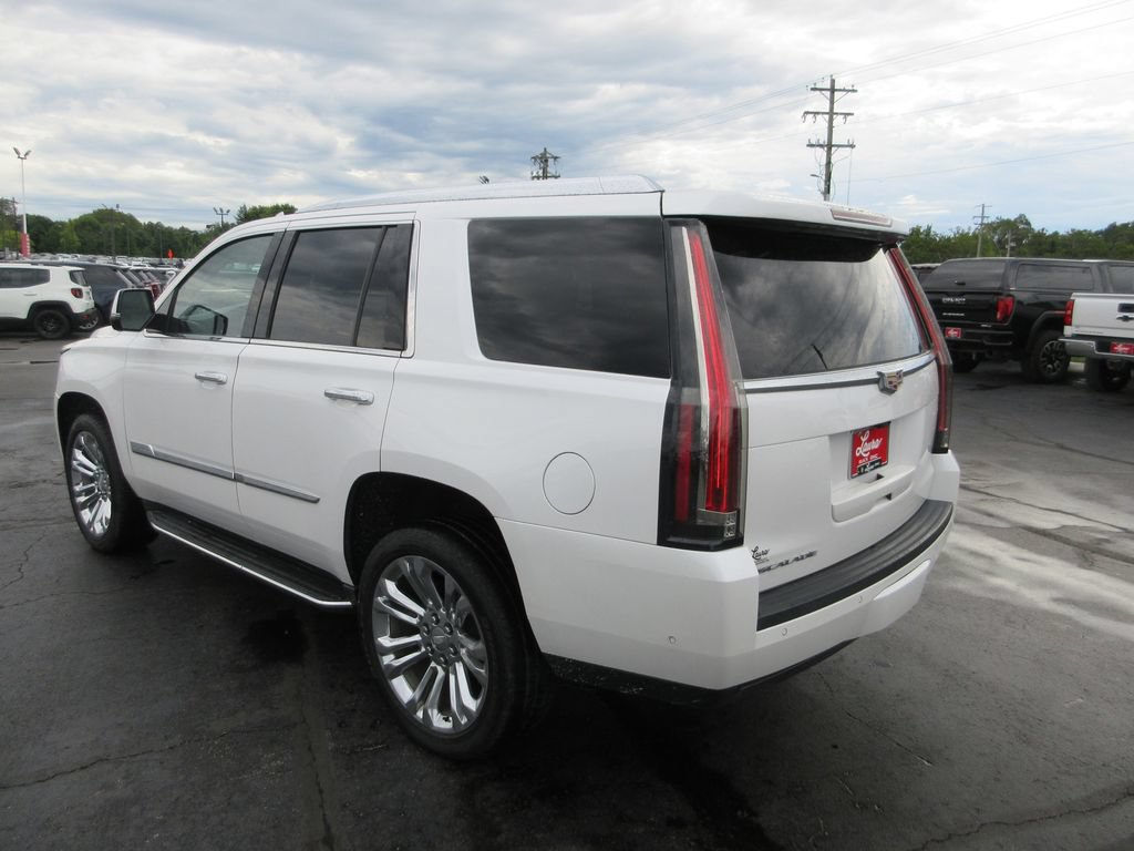Certified 2018 Cadillac Escalade Luxury w/ LPO, Radiant Package AWD/4WD image 9