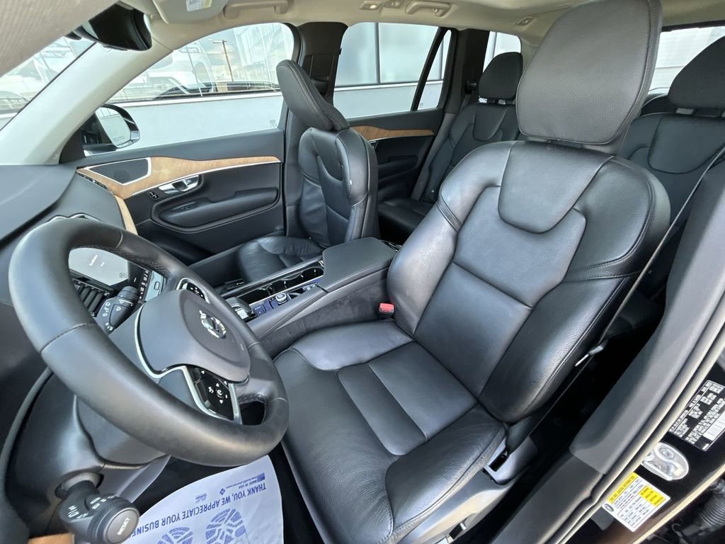 Certified 2023 Volvo XC90 B6 Plus w/ Protection Package image 15