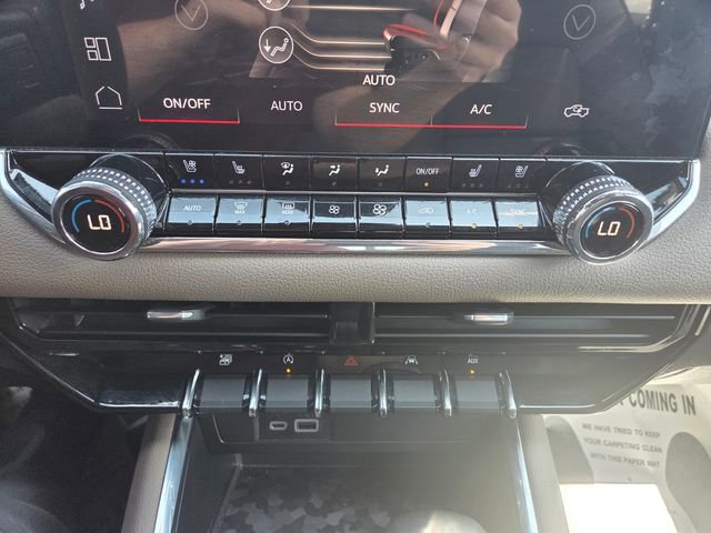 Certified 2024 GMC Canyon Denali AWD/4WD image 33