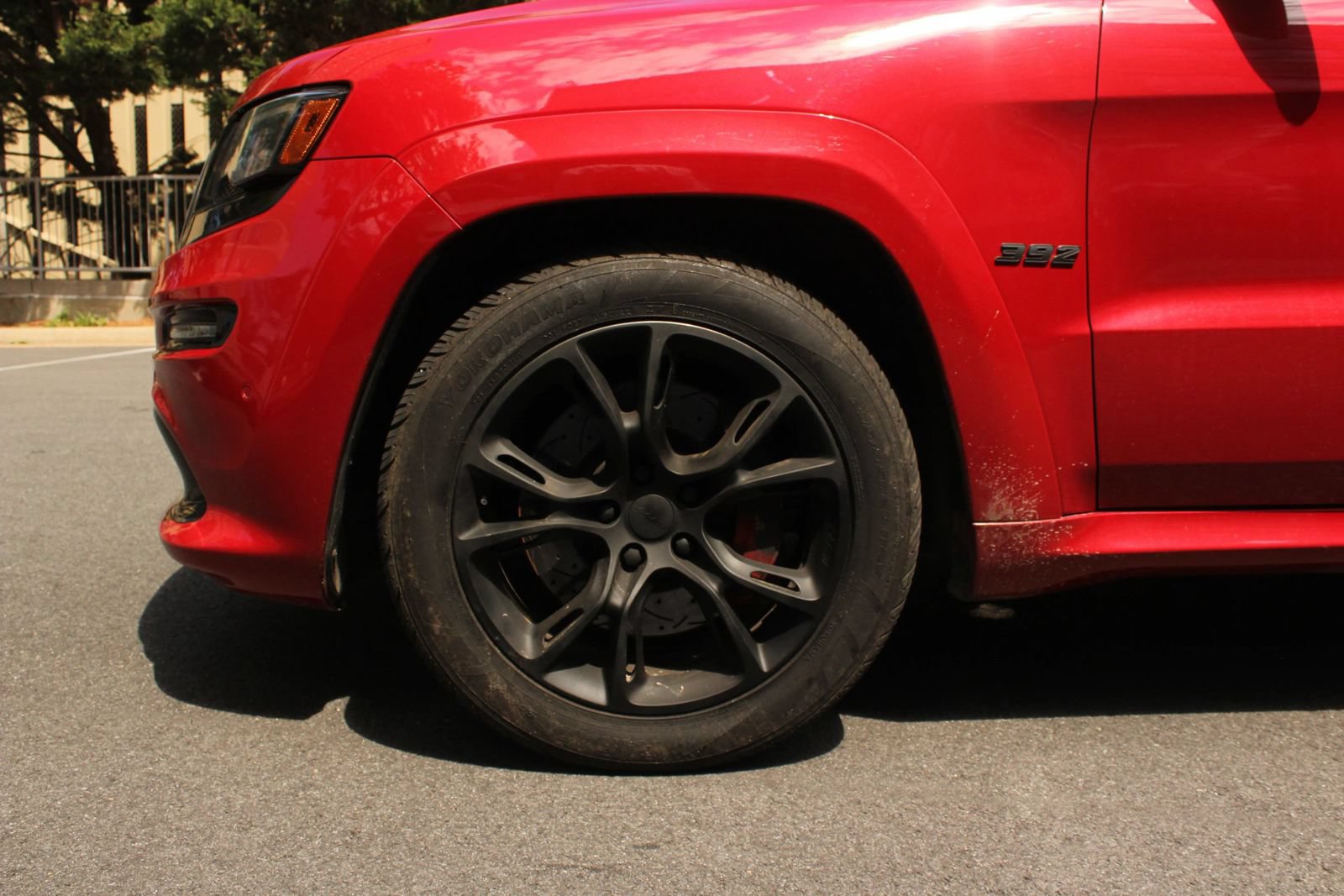 Used 2015 Jeep Grand Cherokee SRT w/ Luxury Group II AWD/4WD image 11